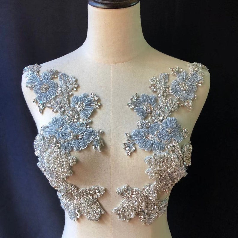 Pale blue Rhinestone applique, heavy bead crafted rhinestone applique for bridal, for couture, dance costume imagem 2