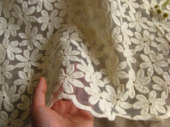 Ivory Lace Fabric, Embroidered Daisy Lace Fabric, Bridal Lace