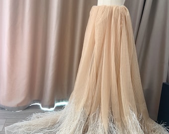 Champagne Beige Pailletten-Tüll-Spitzenstoff mit Straußenfeder, 3D-Spitzenstoff mit Straußenfederfransen, 2019 Neuankömmling
