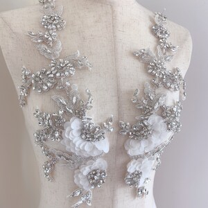 Hand crated 3D Strass Applikation mit Blumen für Brautkleid, Couture, Tanzkostüm