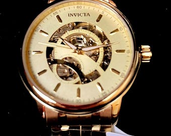Relógio masculino Invicta Objet D Art / 42,5 mm em aço inoxidável dourado / Resistência à água de 30 m