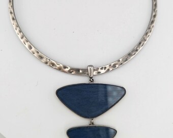 Kendra Scott Margot Blue Cat’s Eye Glass Statement Collar Necklace