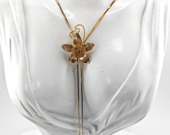 Vintage Gold Tone Floral Bolo Necklace Adjustable Slide Flower Pendant 1970s