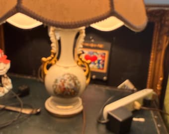 Collector-Grade Vintage 1940s/50s "George & Martha" Porcelain Lamp NEAR MINT CONDITION with Shade