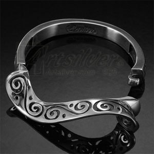 Sterling Silver Bangle Bracelet. Rigid Bangle Bracelet in Solid Sterling  Silver With Etched Out Details on It\'s Twisted Top. Ks255s - Etsy