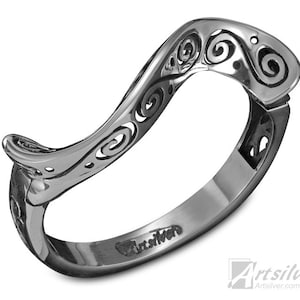 Sterling Silver Bangle Bracelet. Rigid Bangle Bracelet In Solid Sterling Silver with Etched Out Details on it&#39;s Twisted Top. - KS255s
