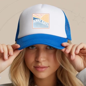Gorra de camionero Lake Days con parche retro de sol y olas