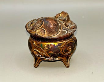 Antieke gouden Art Nouveau sieradenkist