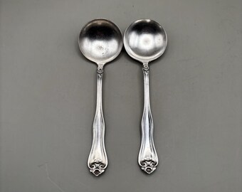 Set van 2 verzilverde soeplepels van het merk Rogers A1 uit 1881 (982)