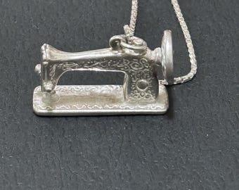 Tom Edwards naaipatroon voor een sterling zilveren naaimachine (925, zeldzaam)