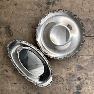 Vassoio da pane vintage in argento placcato Wm A Rogers, set da 2 pezzi, piatto Oneida, decorazione a volute georgiane.