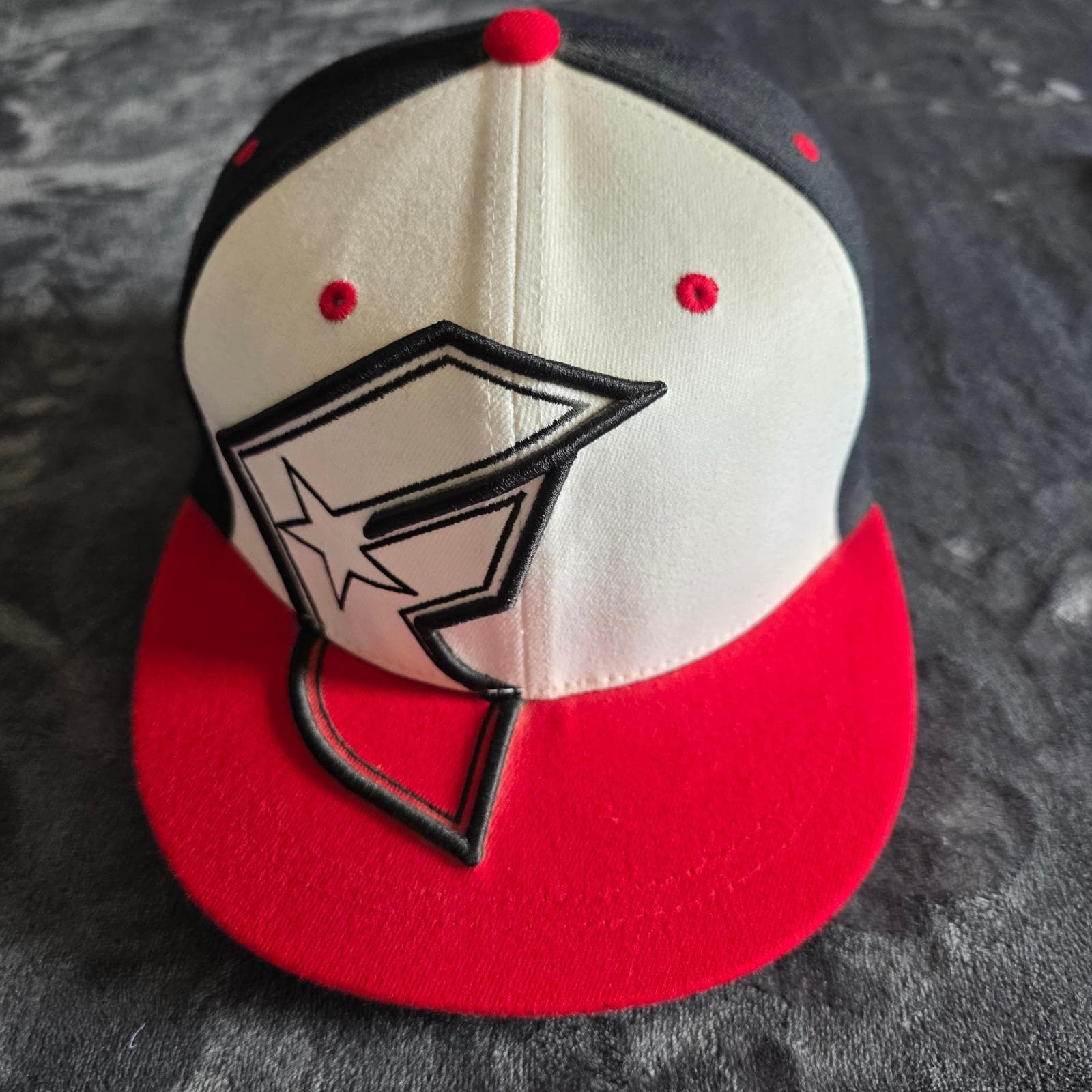 Famous Stars and Straps Hat - Etsy