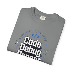 コードデバッグリピートTシャツ｜プログラミングコーディングTシャツ、テクノロジーユーモア 画像 5