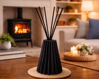 Reed Diffuser Vase | Minimalist Home Fragrance Holder | Decorative Aromatherapy Diffuser Vessel | Modern Room Decor