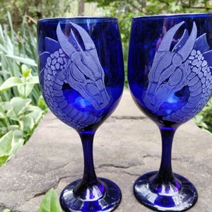 dragons wine glasses handmade cobalt blue dragon engraved custom wine glass engraved wine glass wine glasses goblets royal blue clear image 9