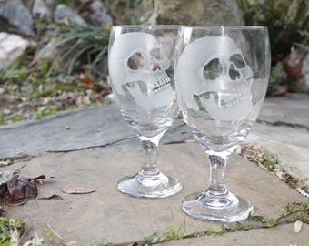 wine glasses skulls set of two hand engraved glass water goblets , custom barware  gift ideas Halloween skull goblets