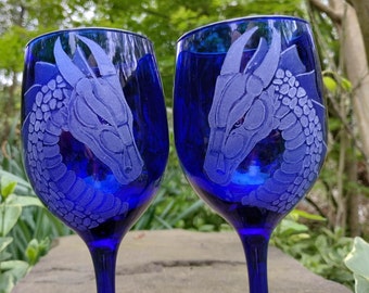 dragons ! wine glasses handmade cobalt blue dragon engraved custom wine glass   engraved wine glass wine glasses goblets royal blue clear