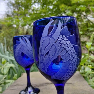 dragons wine glasses handmade cobalt blue dragon engraved custom wine glass engraved wine glass wine glasses goblets royal blue clear image 7