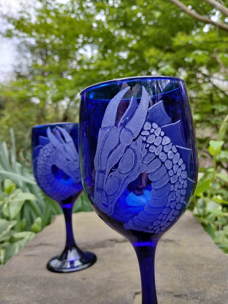 dragons wine glasses handmade cobalt blue dragon engraved custom wine glass engraved wine glass wine glasses goblets royal blue clear image 7