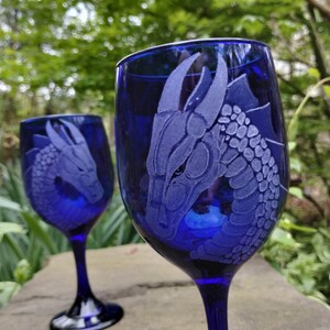 dragons wine glasses handmade cobalt blue dragon engraved custom wine glass engraved wine glass wine glasses goblets royal blue clear image 2