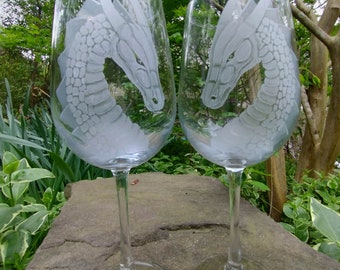 Dragon Wine Glass Set Fantasy Wedding Goblets Hande engraved RPG DND New Years