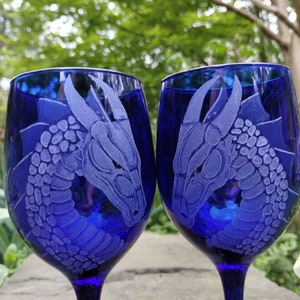 dragons wine glasses handmade cobalt blue dragon engraved custom wine glass engraved wine glass wine glasses goblets royal blue clear image 8