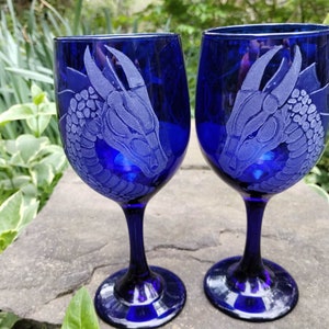 dragons wine glasses handmade cobalt blue dragon engraved custom wine glass engraved wine glass wine glasses goblets royal blue clear image 4