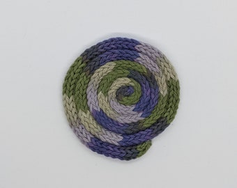 Dessous de verre violet et vert tricotés main