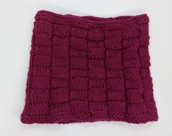 SALE! Handknit Raspberry Basketweave Cowl