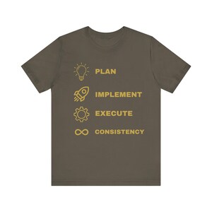 Planen, Umsetzen, Ausführen – Konstanz-T-Shirt | Motivierendes Produktivitäts-T-Shirt Bild 10