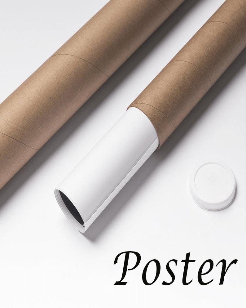 K&ouml;nnte beinhalten: Zwei braune Pappr&ouml;hren, eine teilweise ausgerollt, um ein wei&szlig;es Poster freizulegen. Eine wei&szlig;e Kappe liegt daneben. Das Wort "Poster" ist in schwarzer Schrift auf einer wei&szlig;en Oberfl&auml;che gedruckt.