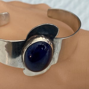 Vintage ethnic 925 Silver Natural Taxco Mexican Cobalt Blue Lapis Lazuli Cuff Bracelet Handcrafted Mexico Modernist Bracelet Bangle 7&quot;