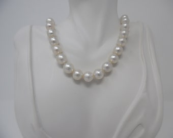 Mother's Day  Gift Vintage Round Slight Baroque Natural White South Sea 11.7mm Real Pearl Strand  18" Necklace PN060