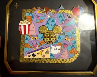 Limited edition Disney jumbo trading pin artist signature collection rare