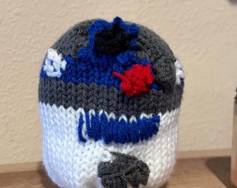 R2 droid plush small amigurumi size handmade crochet and knit