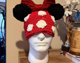 Minnie Mouse sun hat crochet hand made