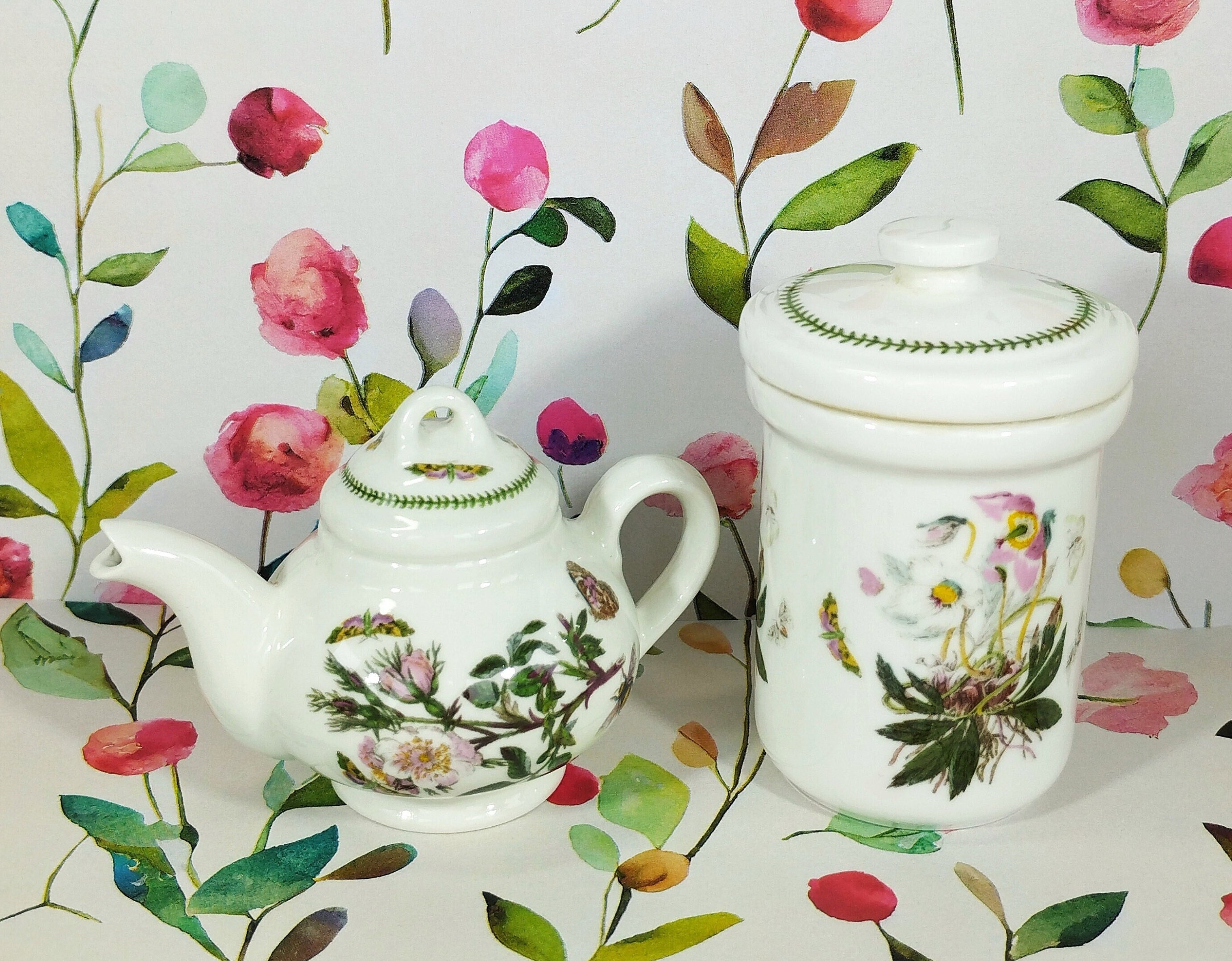 Portmeirion tea pot - Etsy 日本