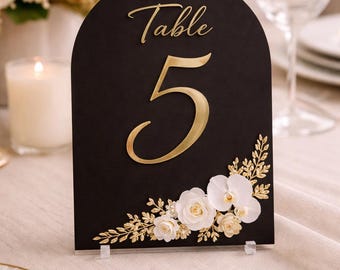 Numeri da tavolo per matrimonio moderni in acrilico color oro / Decorazioni per ricevimento in nero, bianco e legno