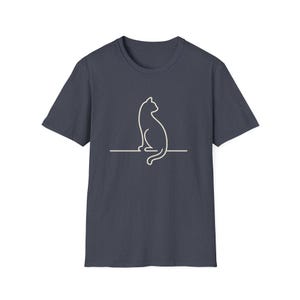 Minimalistisches Katzen-Linien-Kunst-Shirt, einfache Katzen-Grafik-T-Shirt, Unisex-Katzenliebhaber-T-Stück, modernes minimales T-Stück, ästhetisches Katzen-Shirt Bild 8