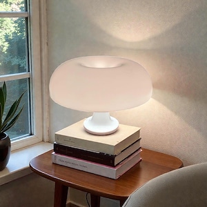Minimalist Mushroom Bedside Lamp – Modern Table Light for Bedroom & Living Room