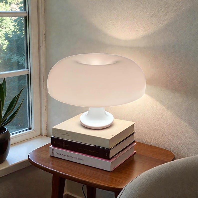 Minimalist Mushroom Bedside Lamp – Modern Table Light for Bedroom & Living Room