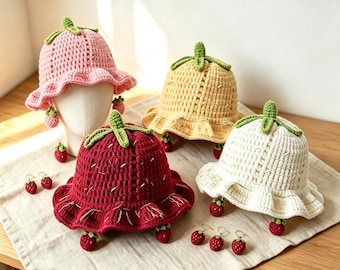 Conjunto de gorro de fresa y pendientes a juego, tejido a crochet, estilo bohemio, con pendientes colgantes.