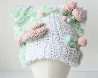Gorro de ganchillo con forma de seta, blanco, gorro de seta 3D en tonos pastel, regalo de invierno estilo cottagecore, gorro de nieve kawaii estilo dreamcore