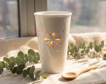 Handgjord regnbågskaffemugg | Genomskinlig keramisk fyrverkerimugg | Unika presenter för alla tillfällen (presentask) | Pride-månadspresent
