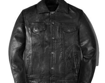 Men’s Black Leather Trucker Jacket | Classic Button-Up Leather