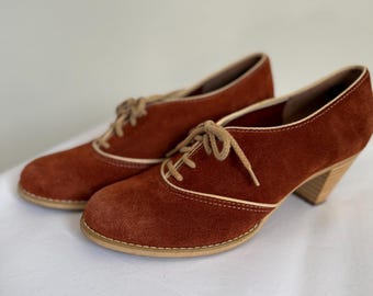Vintage kinney schoenen suède hakken bruine veterschoenen Oxford jaren 1970 gemaakt VS maat 8,5 "