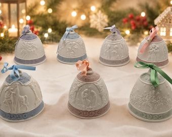 Vintage Lladró jaarlijkse kerstklokken 1990-1996 complete set van 7 porseleinen ornamenten