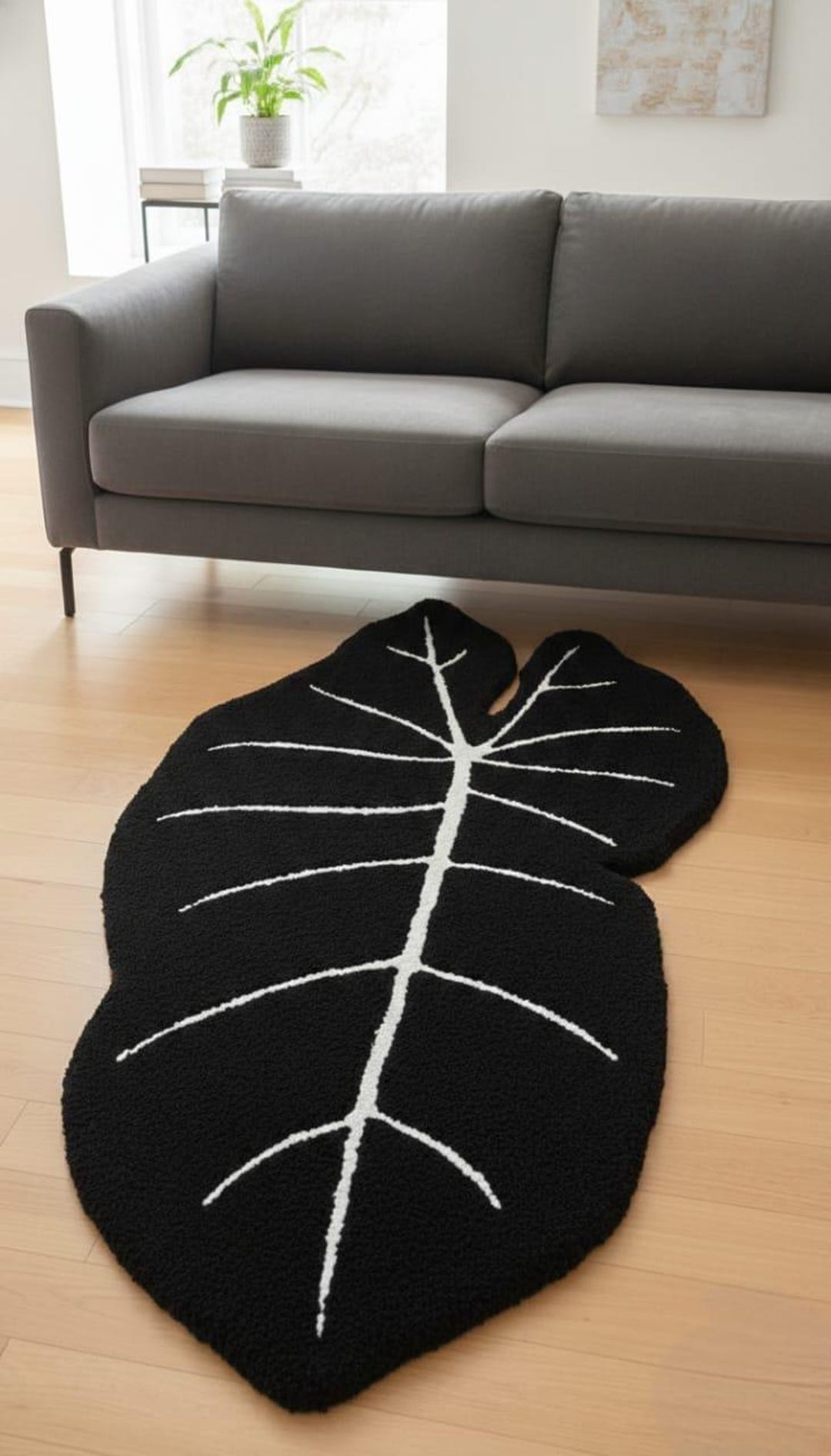 Hand Made Tufted Alocasia Leaf Rug: Monochrome Tufted Botanical Carpet ...