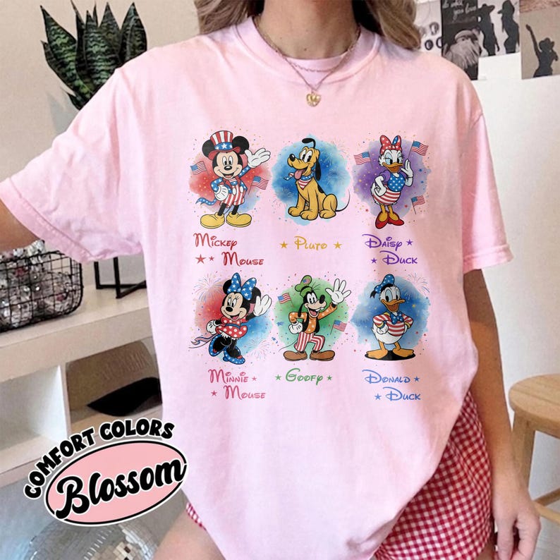 usa 250th shirt, america 250 celeb, fourth of july trip, disney trip tee, independence day, walt disney world, disneyworld 250th, disneyland 250th, disney usa shirt, 1776 2026 shirt, mickey and friends, disney parks 250, 4th of july disney