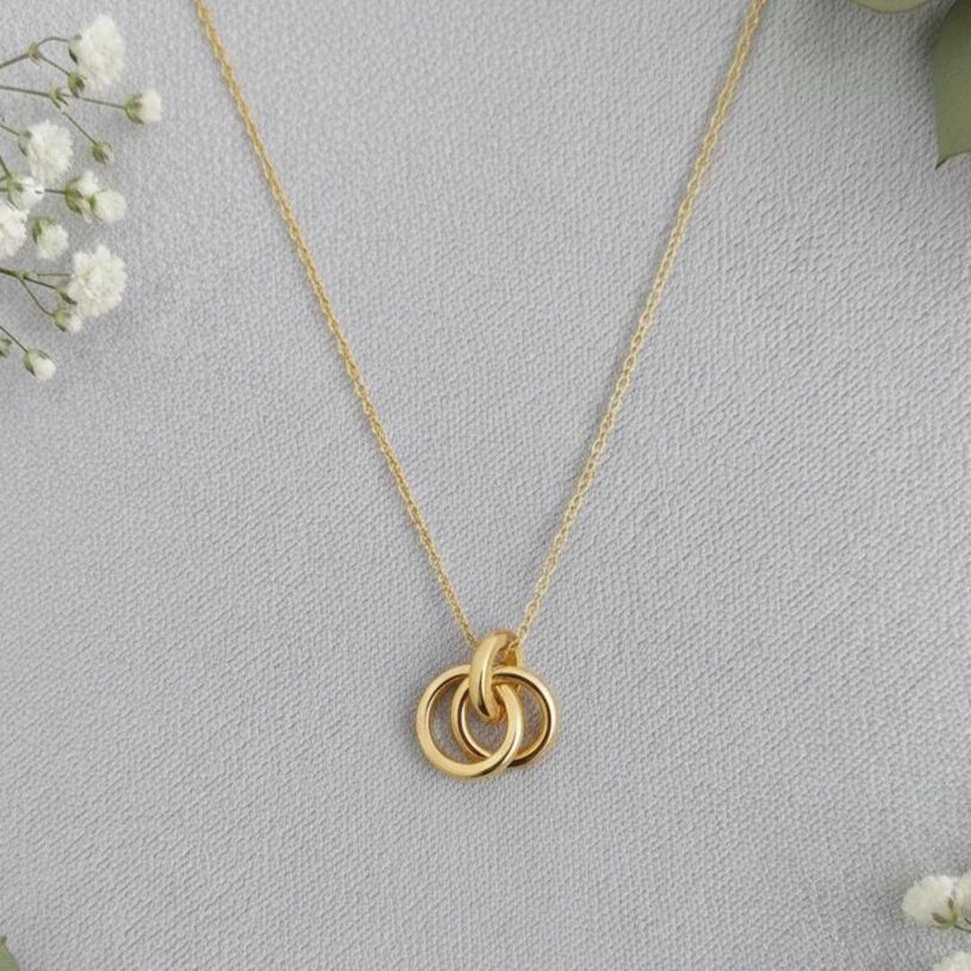 Minimalist Triple Interlocking Rings Necklace in 925 Sterling Silver ...
